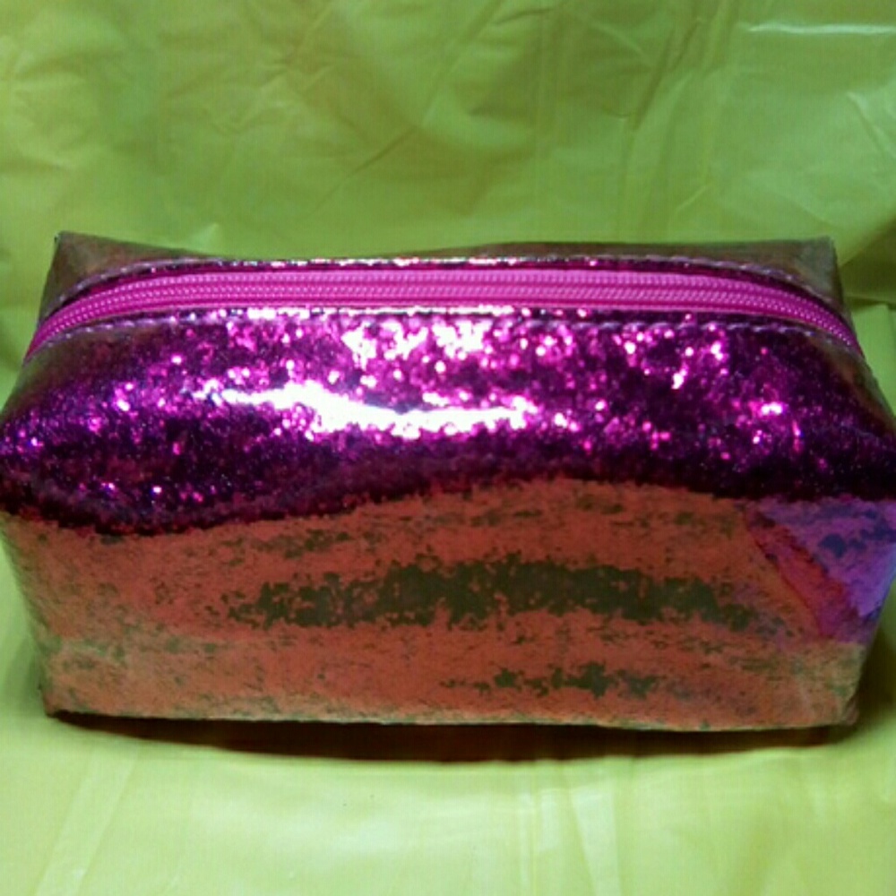 Makeup bag